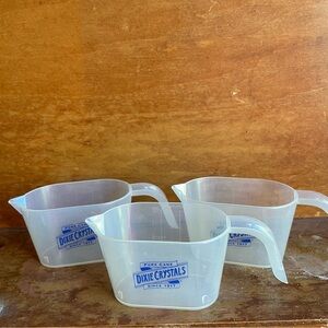 Dixie Crystals‎ Measuring Cups